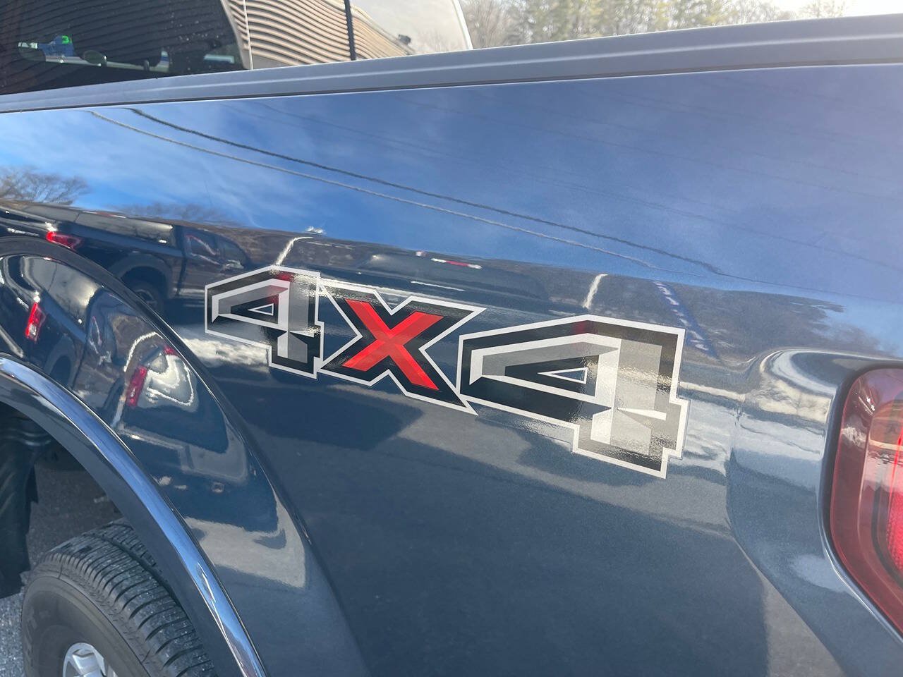 Used 2019 Ford F150 Lariat AWD/4WD image 13