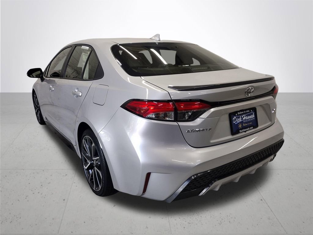 Used 2022 Toyota Corolla XSE FWD image 11