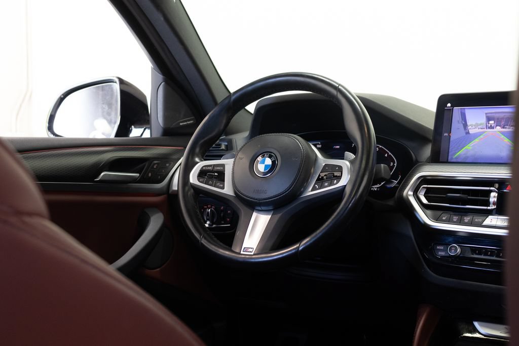 Used 2023 BMW X4 xDrive30i w/ M Sport Package AWD/4WD image 26