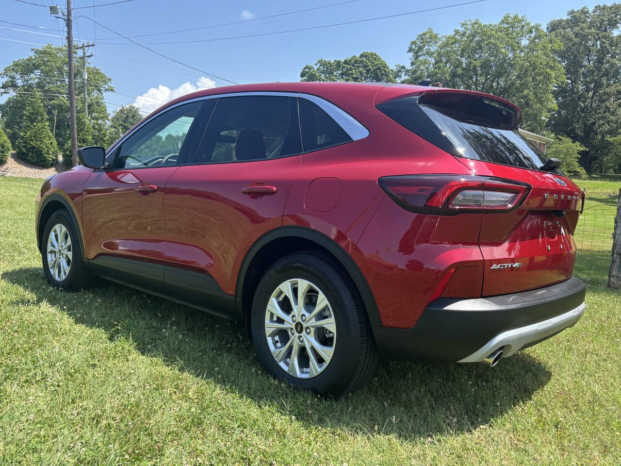 Used 2023 Ford Escape Active image 2