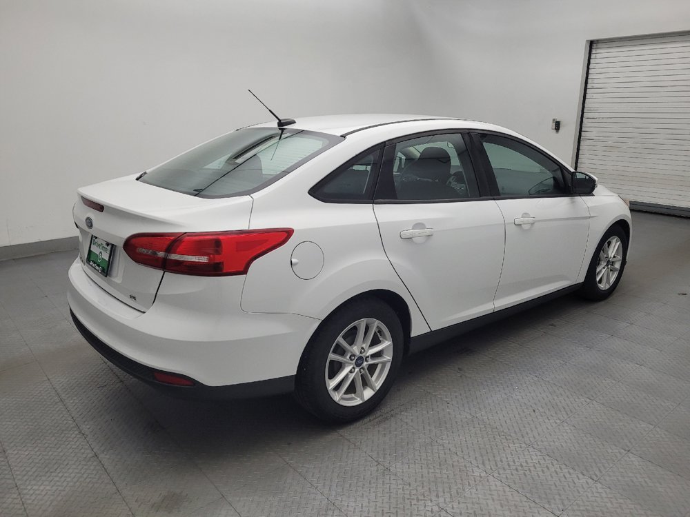 Used 2017 Ford Focus SE FWD image 9