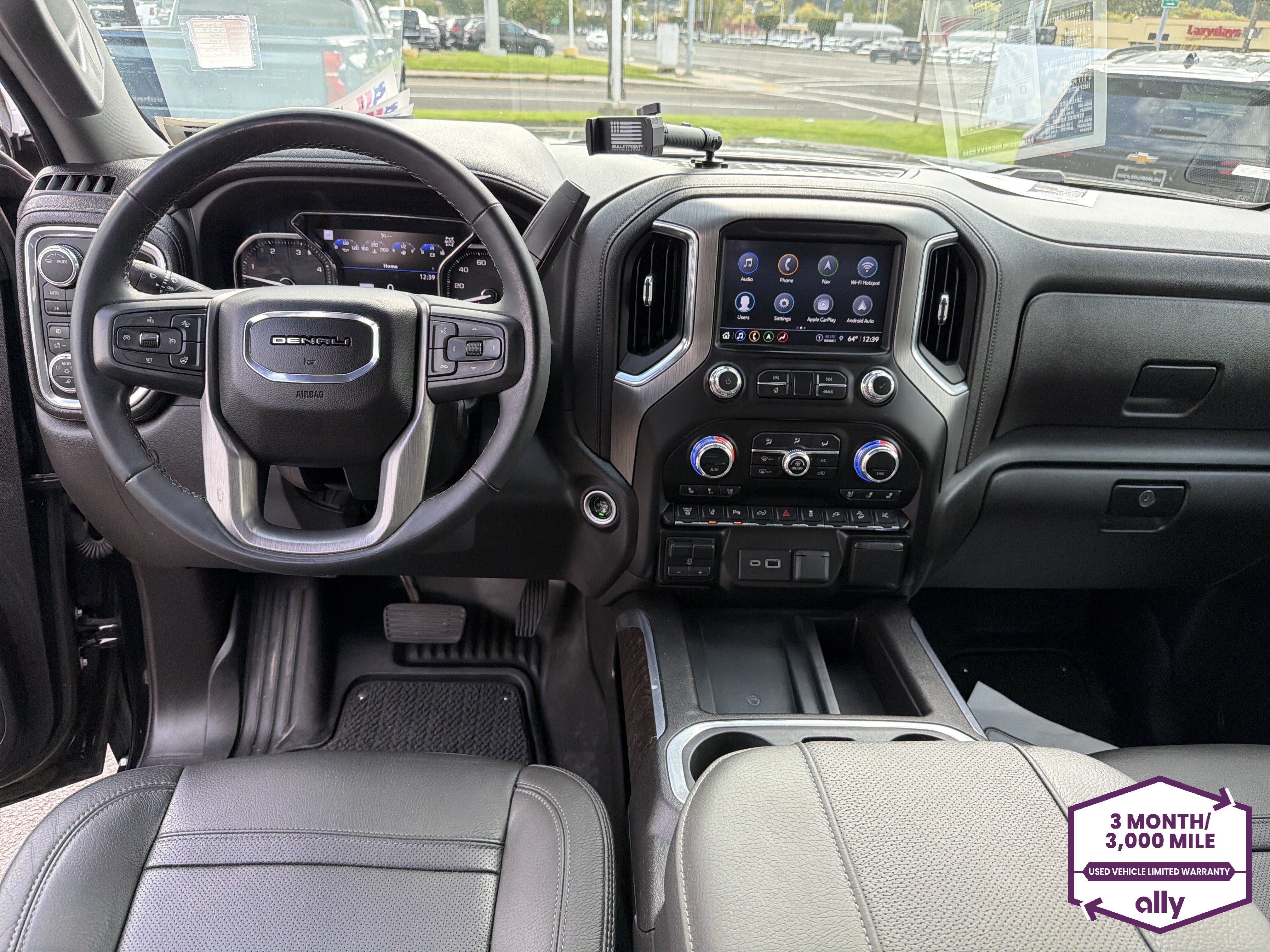 Used 2023 GMC Sierra 2500 Denali w/ Denali Black Diamond Edition AWD/4WD image 12