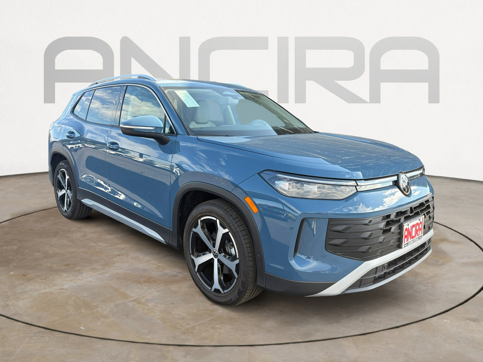 New 2026 Volkswagen Tiguan SE image 4