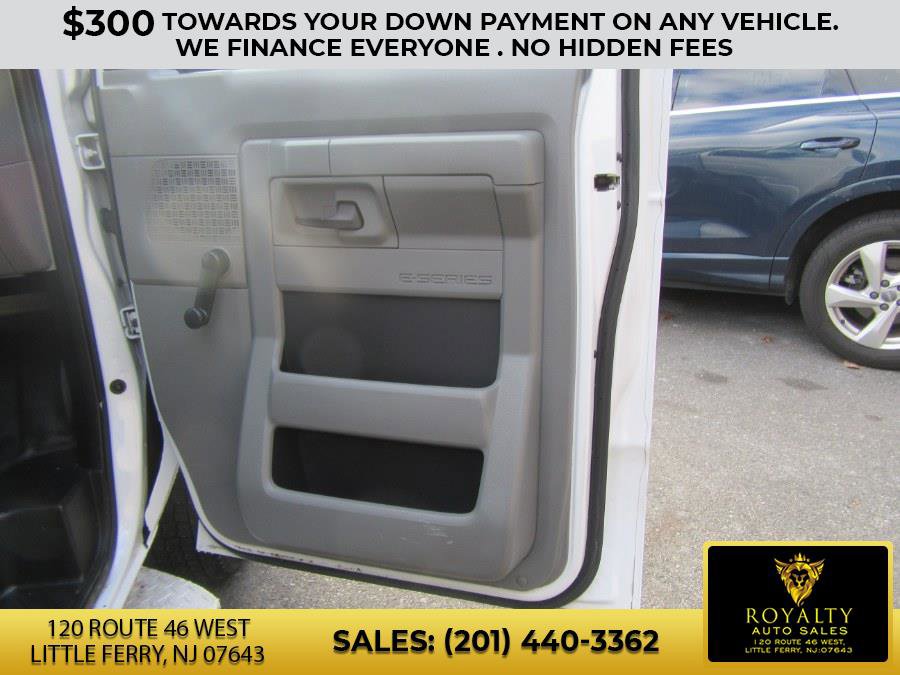 Used 2011 Ford E-150 and Econoline 150 E-150 XLT image 28