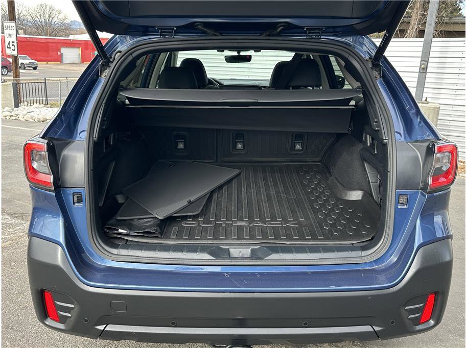 Used 2022 Subaru Outback Onyx Edition XT AWD/4WD image 31