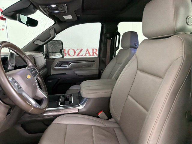 Used 2024 Chevrolet Silverado 2500 LTZ w/ LTZ Premium Package AWD/4WD image 20