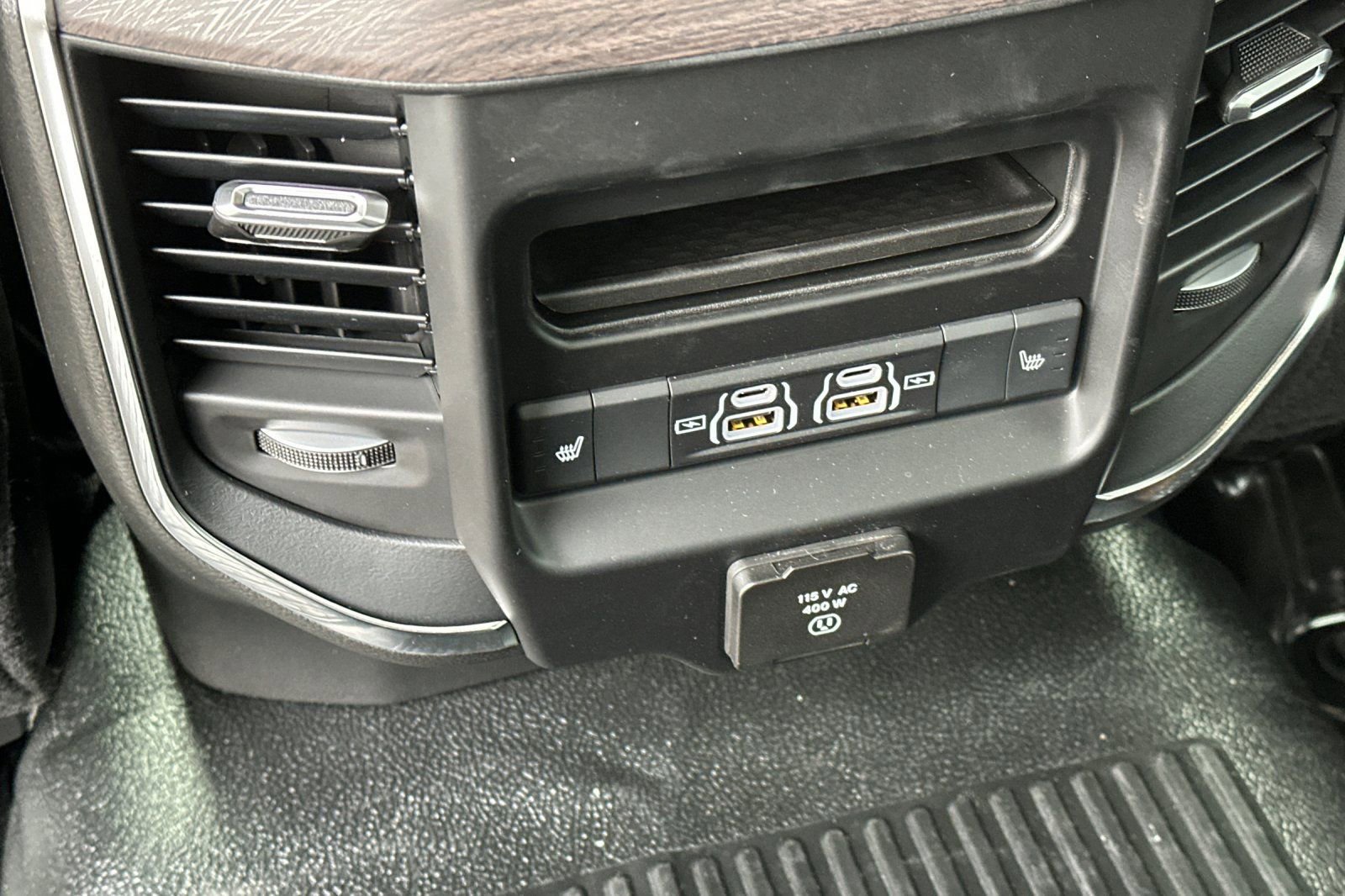 New 2026 RAM 5500 Tradesman w/ Laramie Trim Package image 15