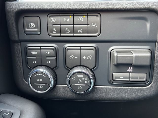 New 2026 Chevrolet Tahoe High Country image 19