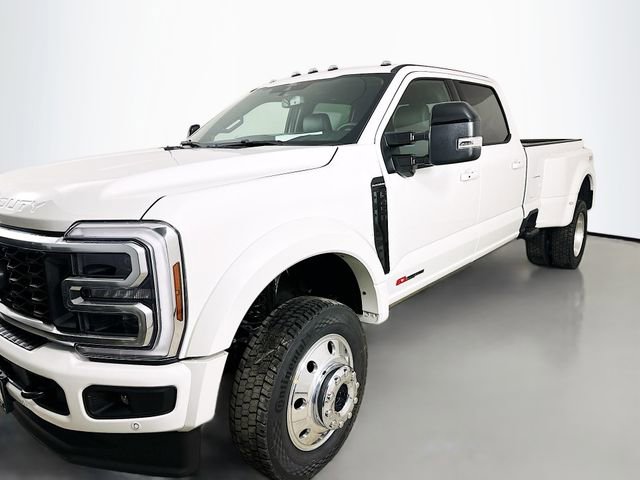 New 2026 Ford F450 Platinum w/ FX4 Off-Road Package AWD/4WD video 3