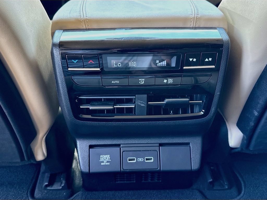 Used 2024 Acura MDX w/ Technology Package FWD image 30