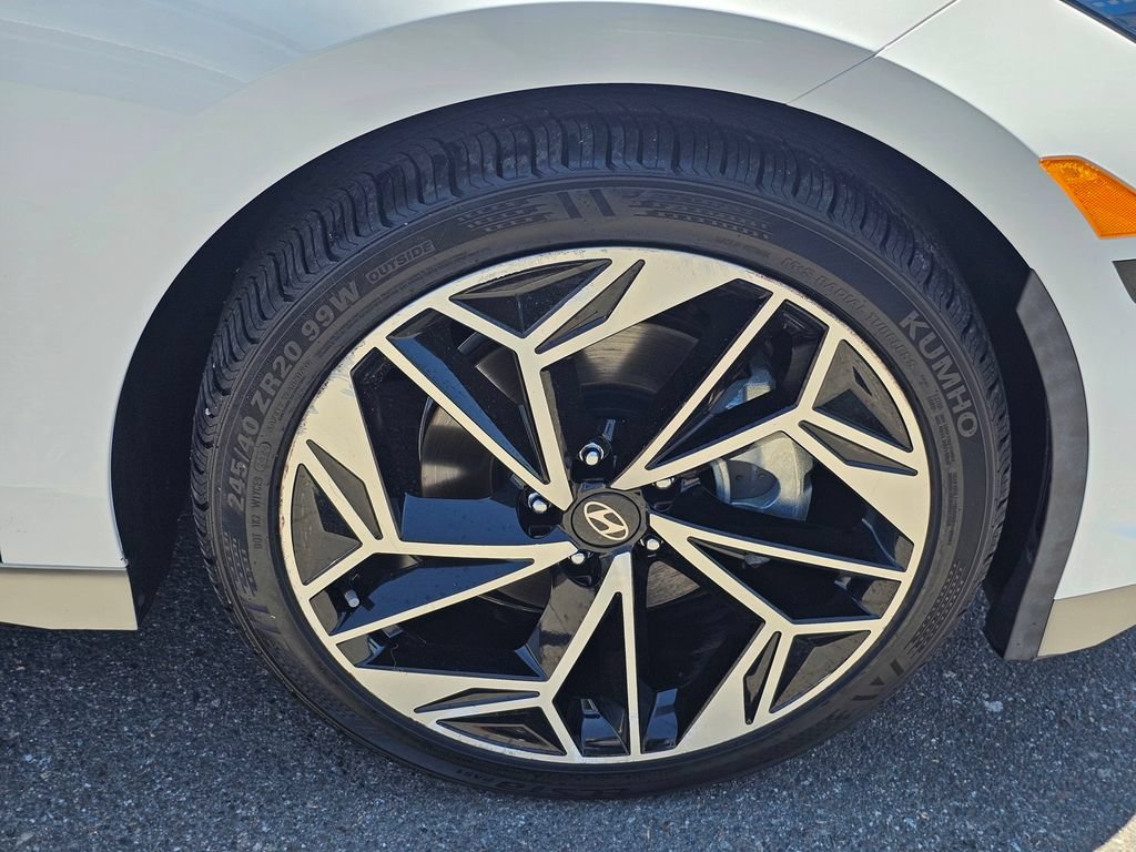 Used 2023 Hyundai Ioniq 6 SEL RWD image 10
