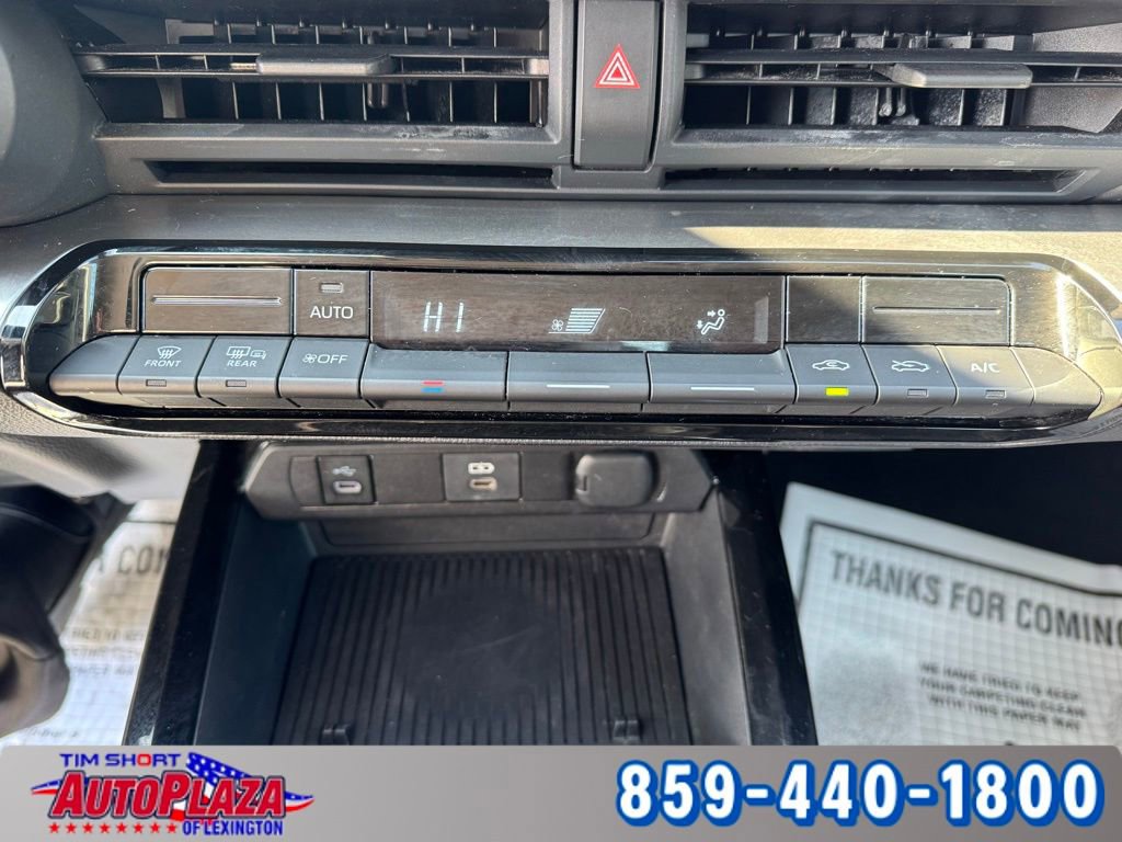 Used 2024 Toyota Prius LE image 21