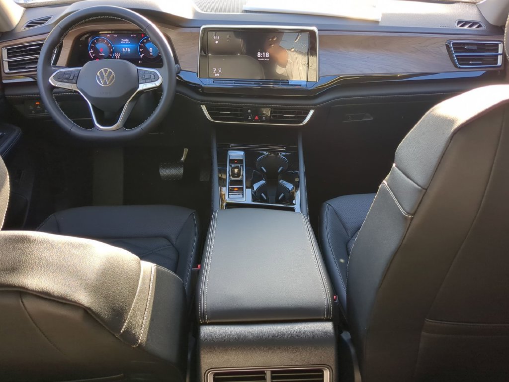 New 2026 Volkswagen Atlas SE FWD image 14
