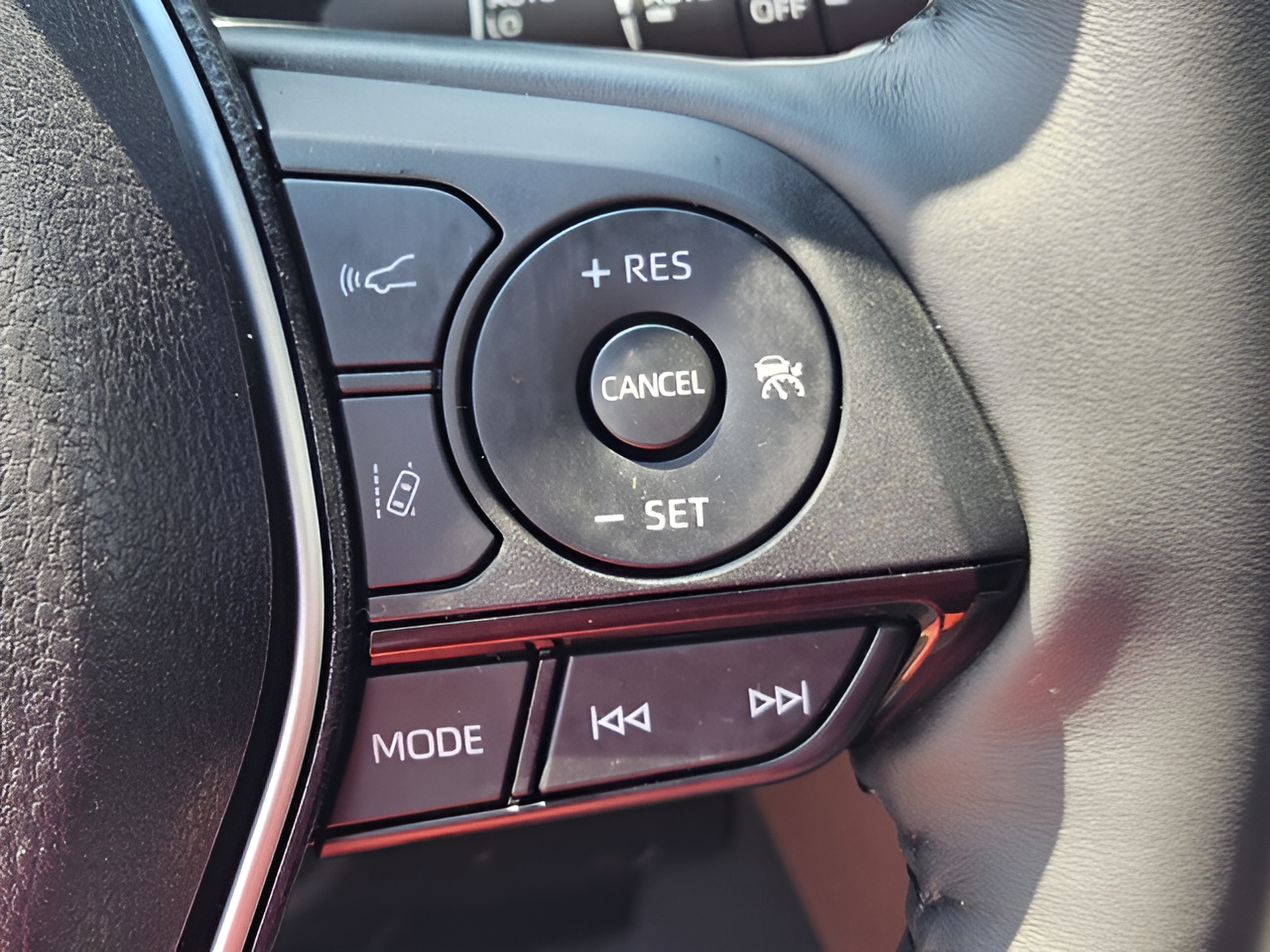 Used 2024 Toyota Venza Limited AWD/4WD image 25