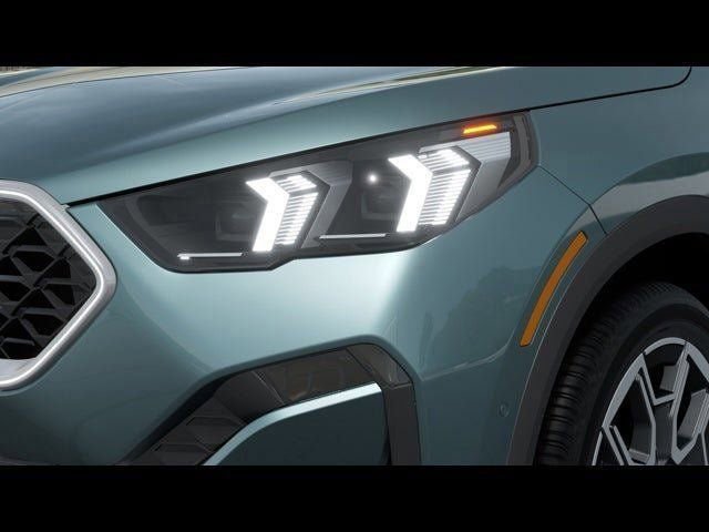 Used 2025 BMW X2 xDrive28i w/ Technology Package AWD/4WD image 9