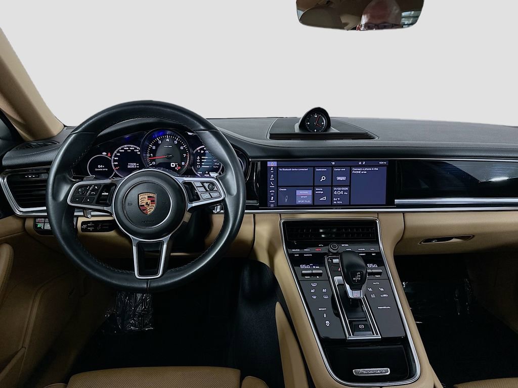 Used 2018 Porsche Panamera 4 image 25