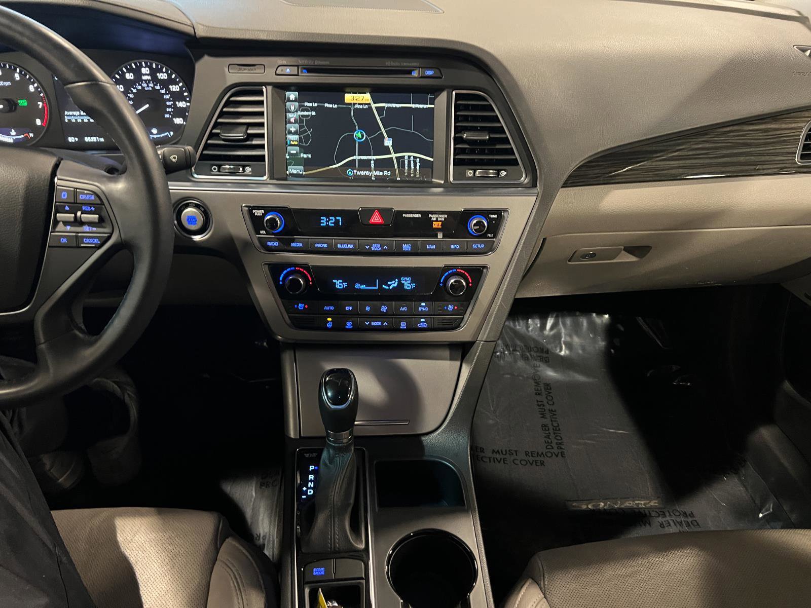 Used 2015 Hyundai Sonata Limited w/ Option Group 05 image 16