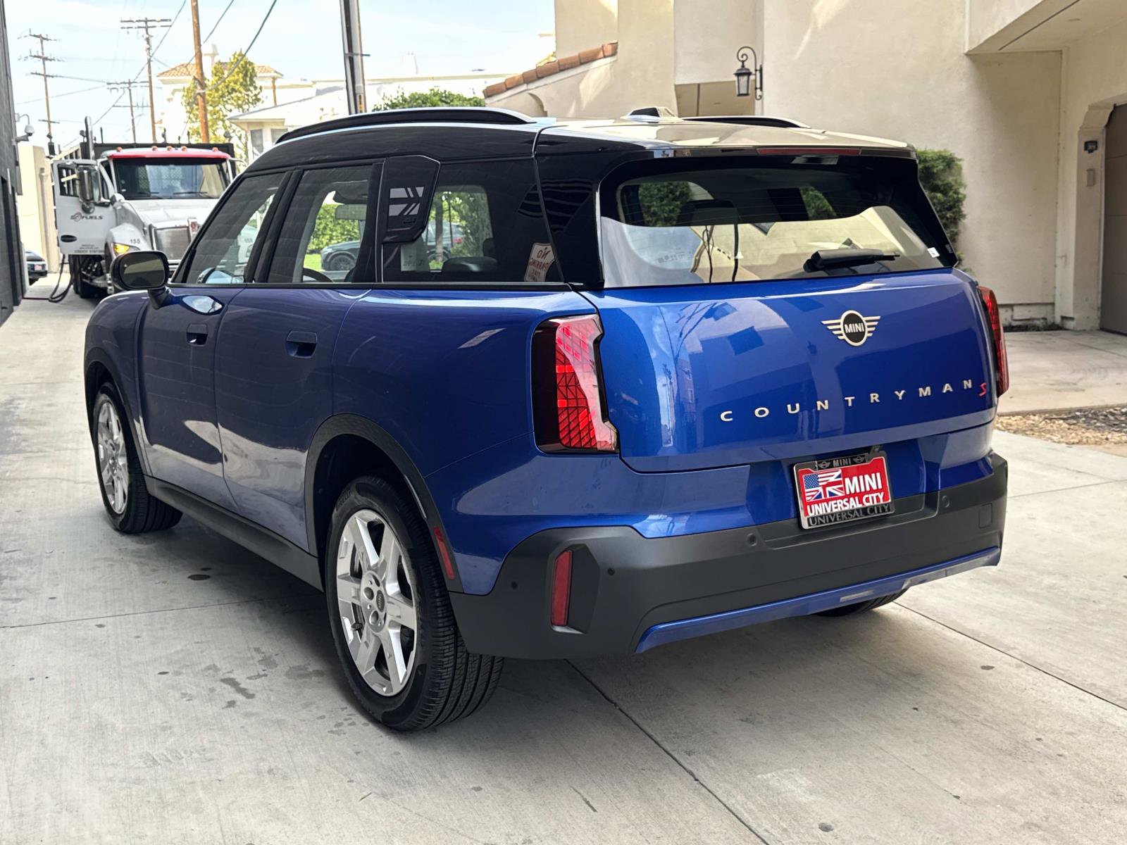 Used 2025 MINI Cooper Countryman S image 3