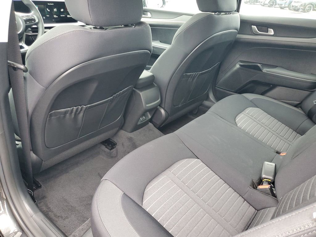 New 2026 Kia K5 LXS FWD image 21