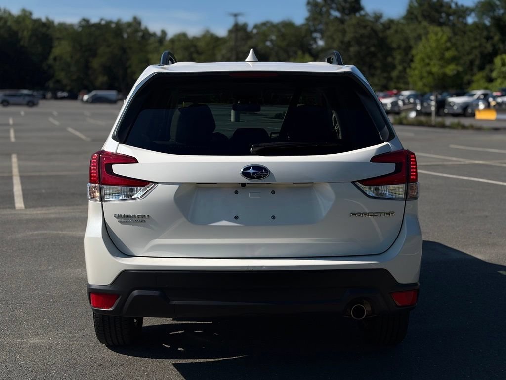 Used 2019 Subaru Forester Limited AWD/4WD image 5