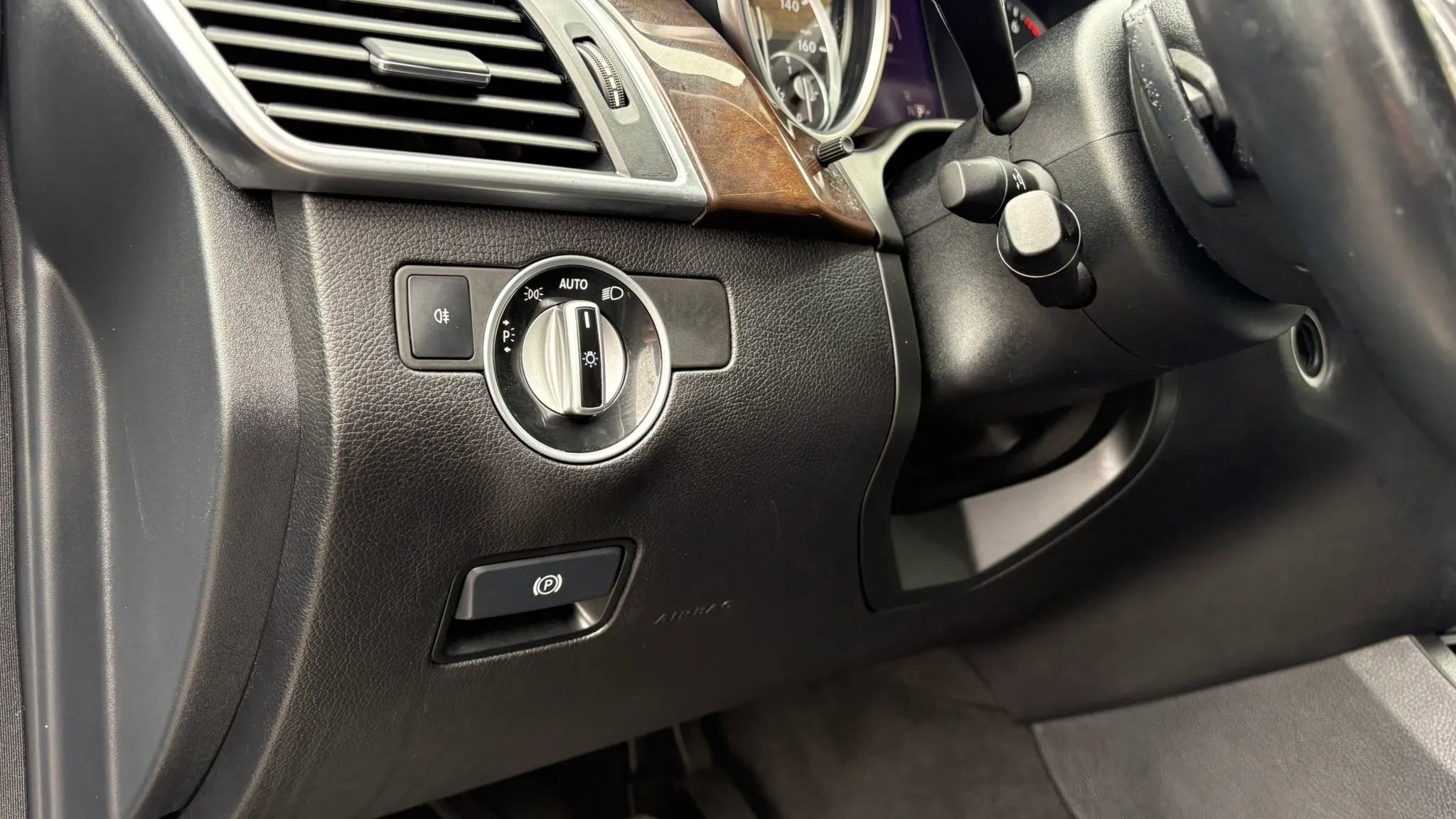 Used 2015 Mercedes-Benz ML 350 4MATIC image 15