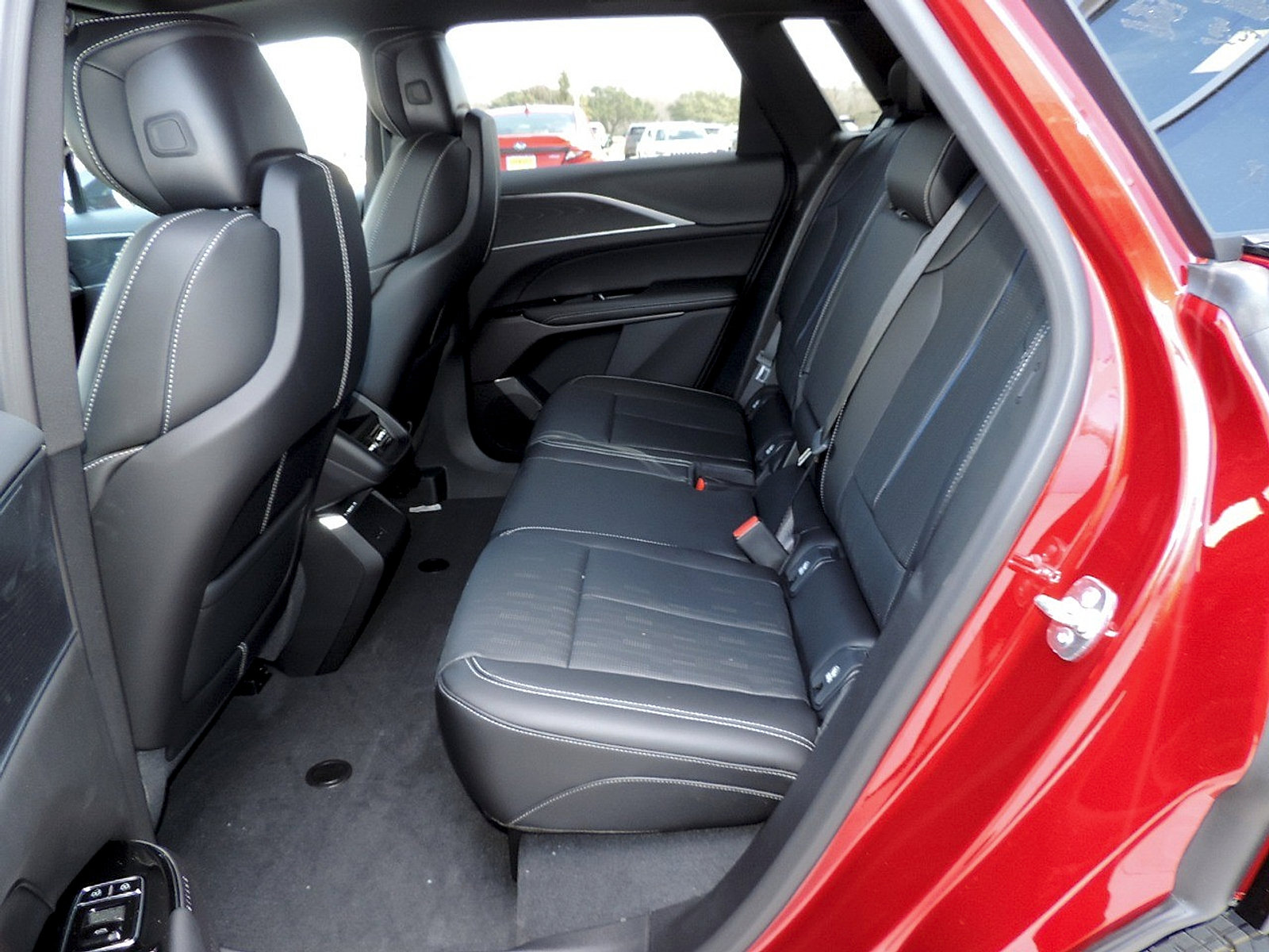 New 2025 Cadillac Lyriq Sport RWD image 16