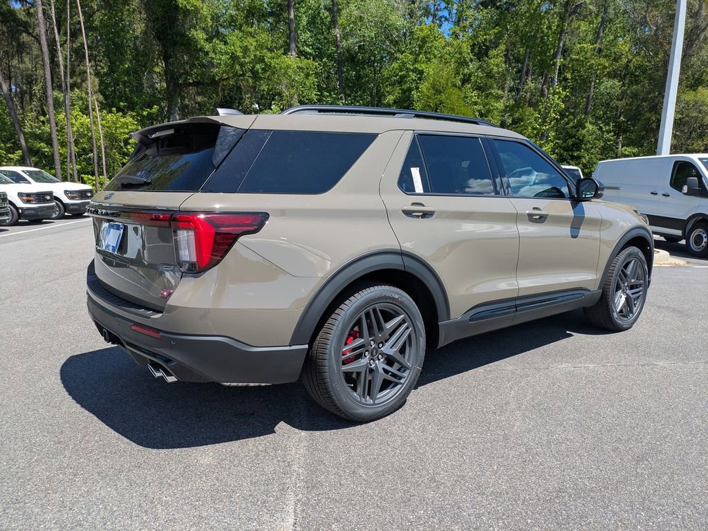 New 2026 Ford Explorer ST image 4
