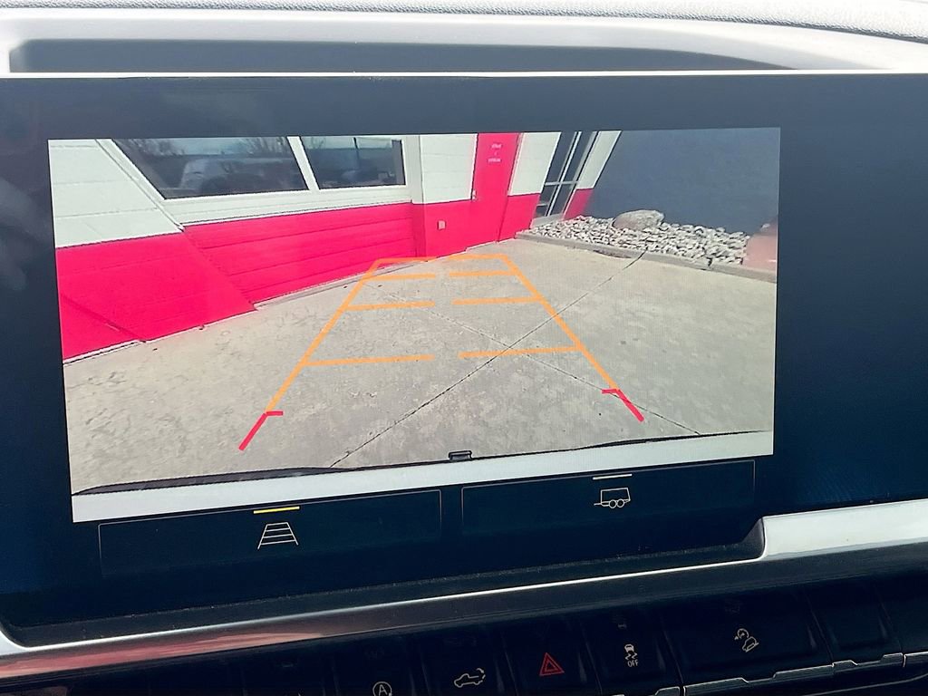 Used 2023 Chevrolet Silverado 1500 LT Trail Boss w/ Protection Package image 14