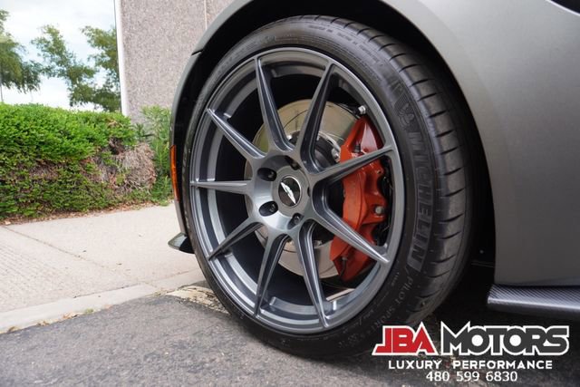 Used 2021 Aston Martin V8 Vantage Coupe image 39