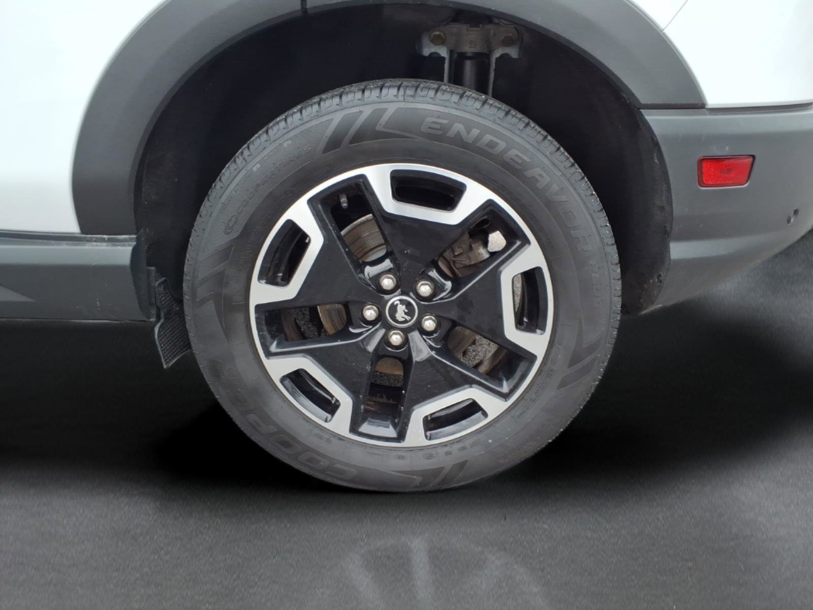 Used 2021 Ford Bronco Sport Outer Banks image 9