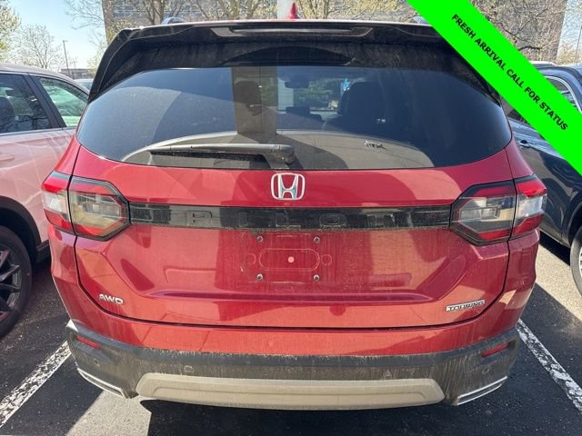 Certified 2025 Honda Pilot Touring image 8