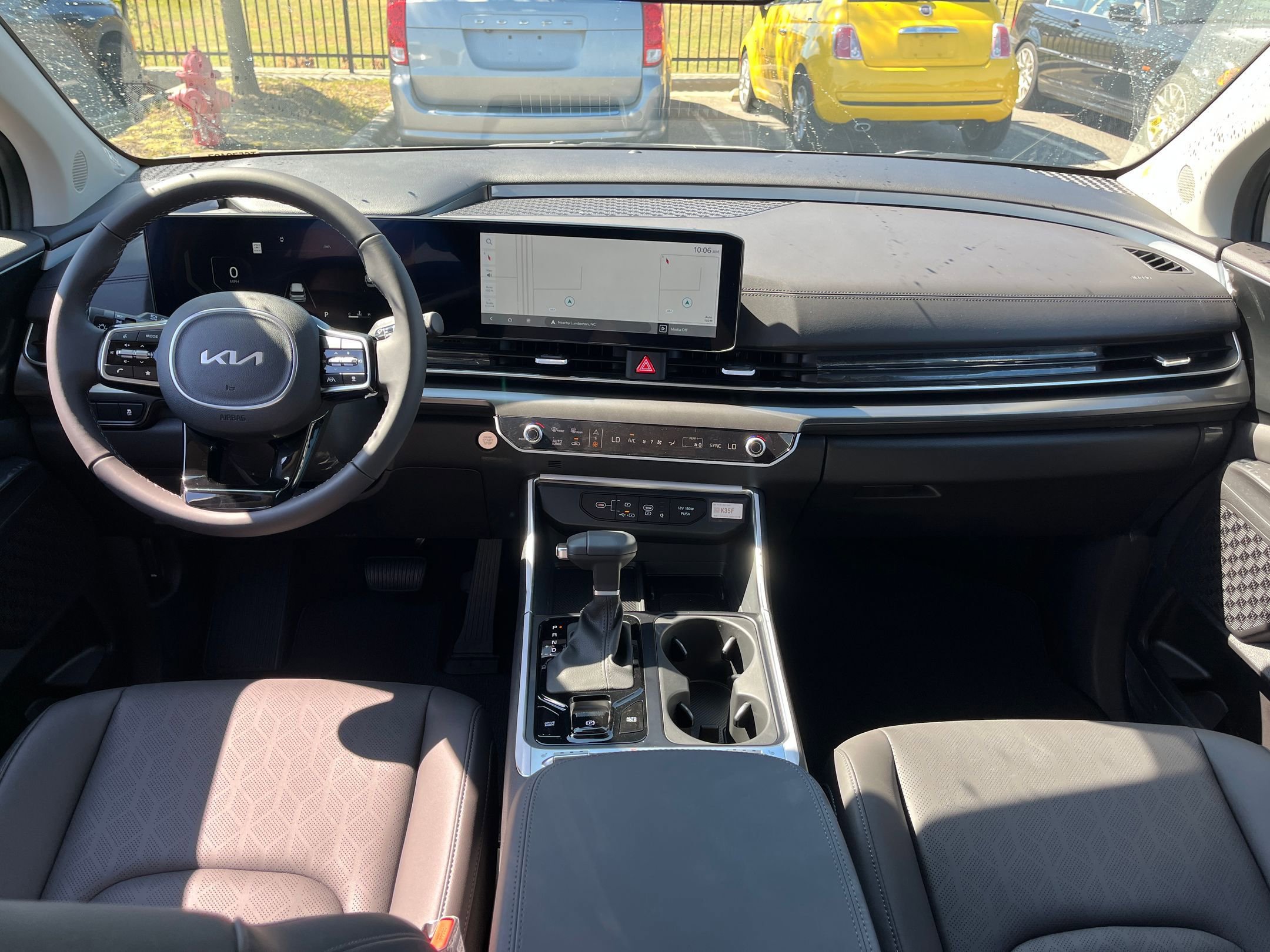 New 2026 Kia Carnival SX w/ SX Dark Edition Package image 10