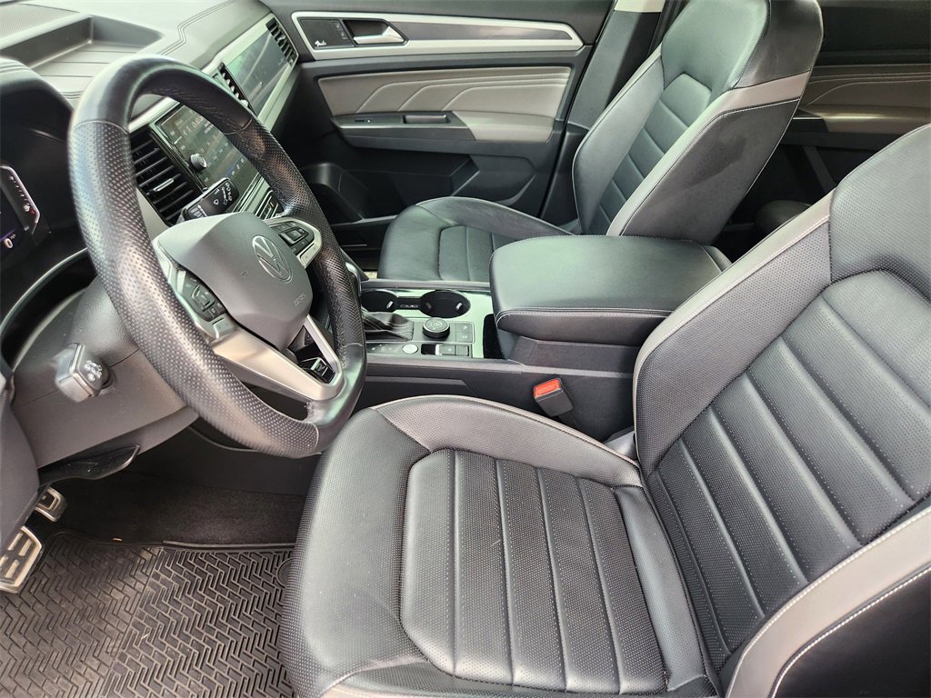 Used 2022 Volkswagen Atlas SEL Premium image 5