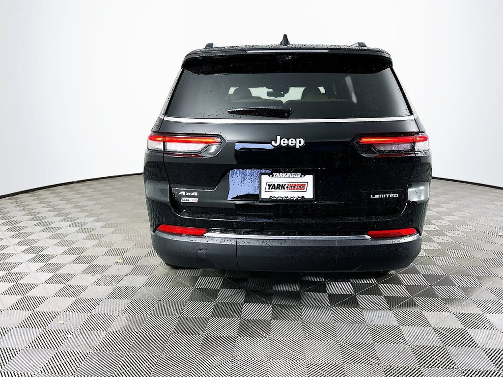 Certified 2025 Jeep Grand Cherokee L Limited w/ Luxury Tech Group II image 10