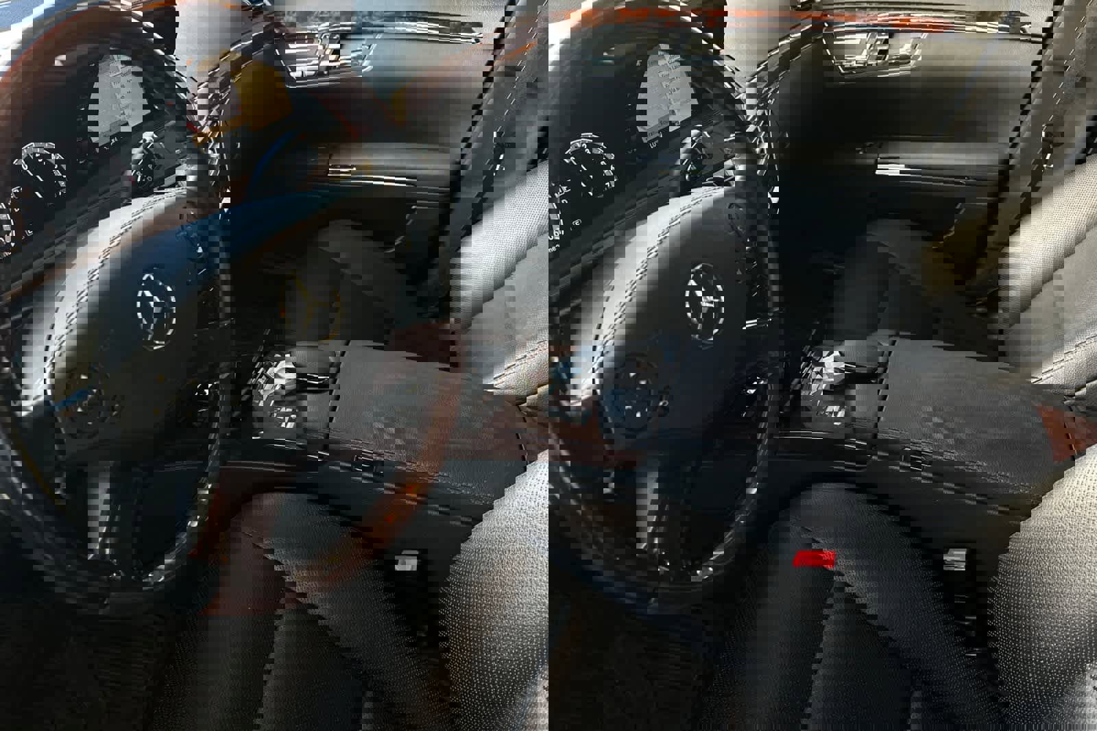 Used 2012 Mercedes-Benz S 550 image 14