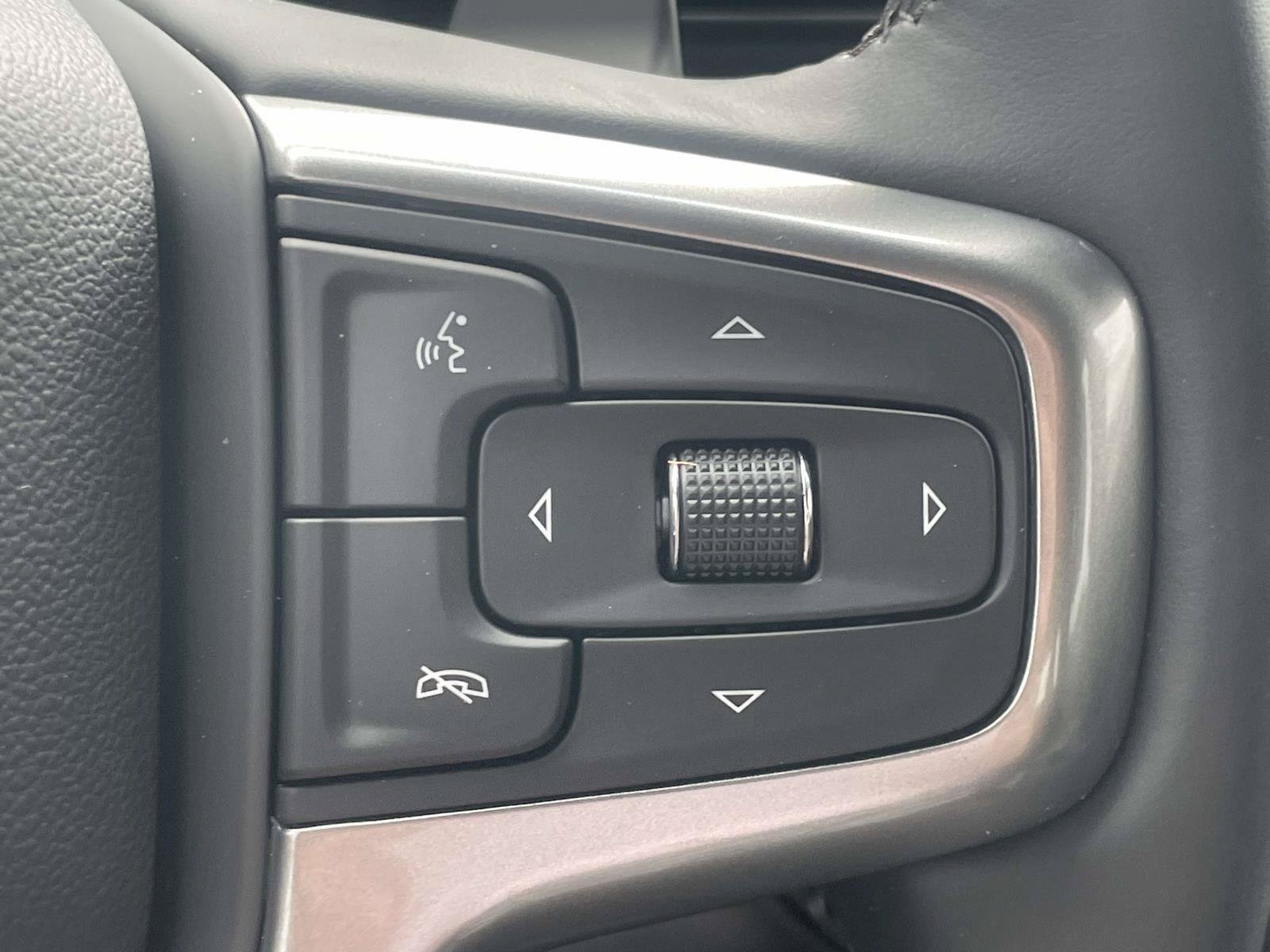 Used 2024 Chevrolet Silverado 1500 LT Trail Boss w/ Convenience Package II AWD/4WD image 21