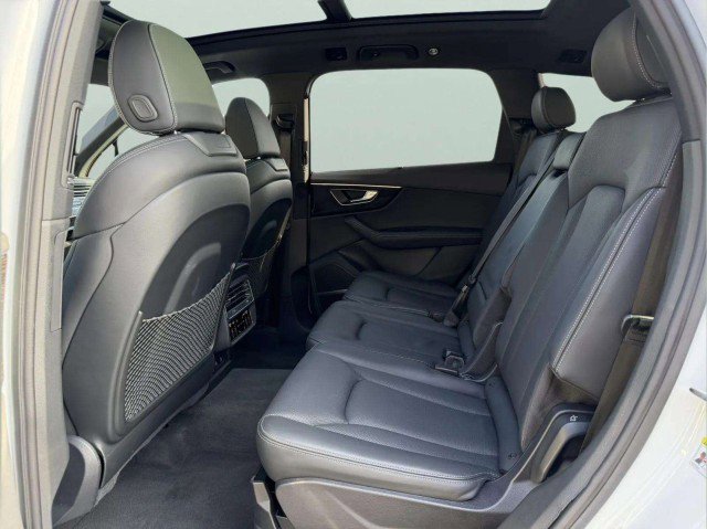 Certified 2025 Audi Q7 3.0T Prestige w/ Prestige Package image 24