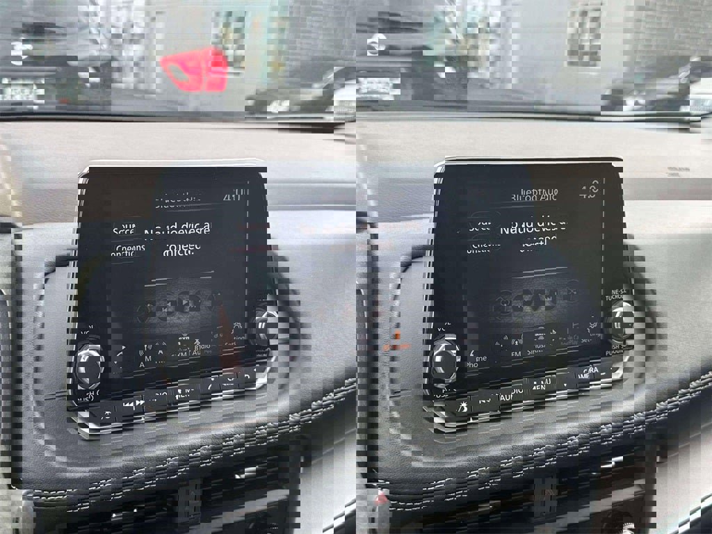 Certified 2023 Nissan Rogue SV image 27