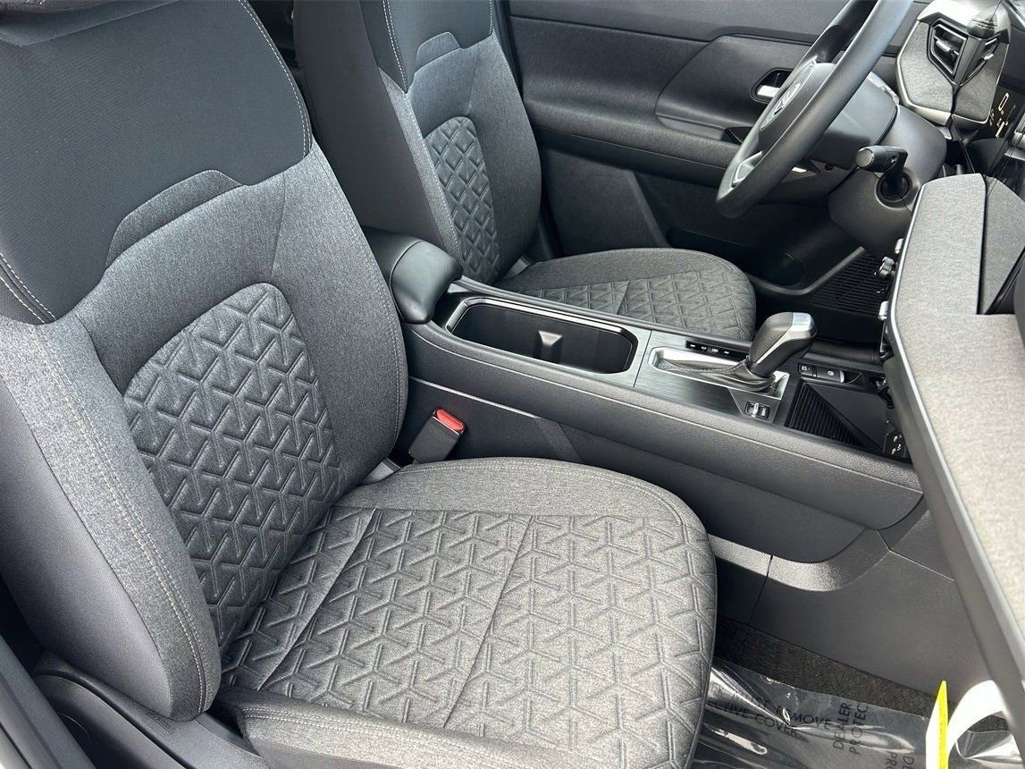 New 2026 Nissan Kicks SV image 12