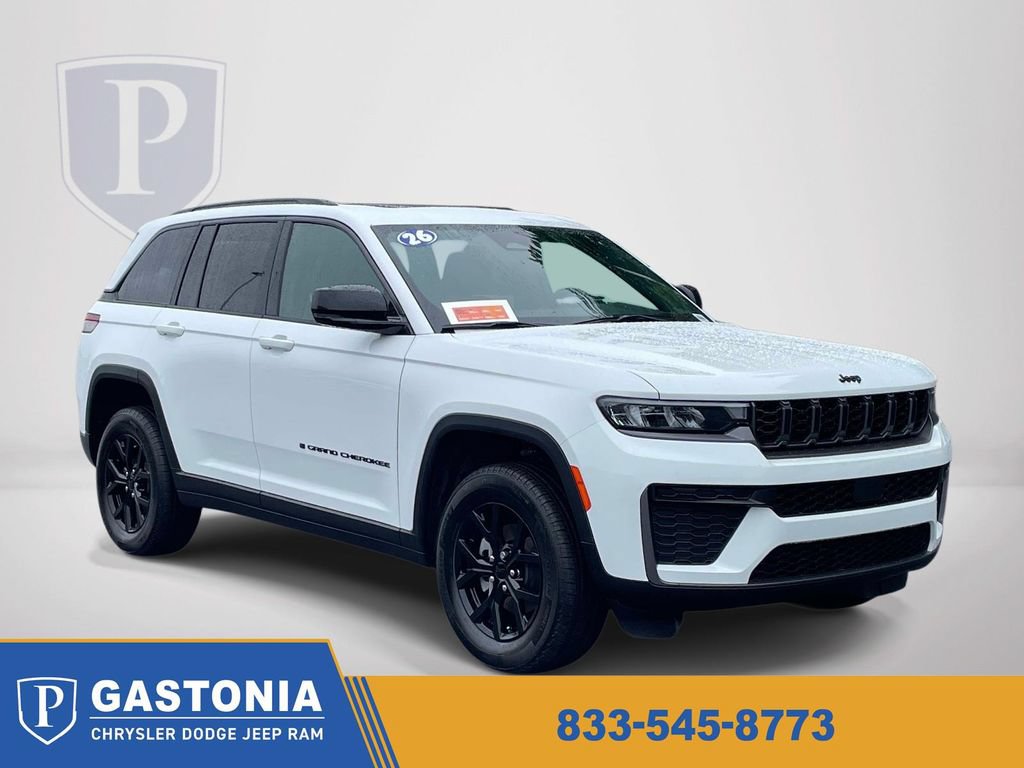 Certified 2026 Jeep Grand Cherokee Altitude RWD image 1