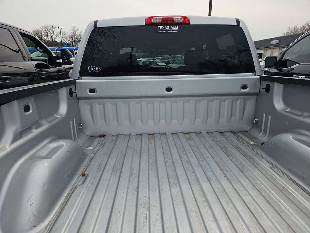 Used 2018 Chevrolet Silverado 1500 LT w/ Texas Edition image 10