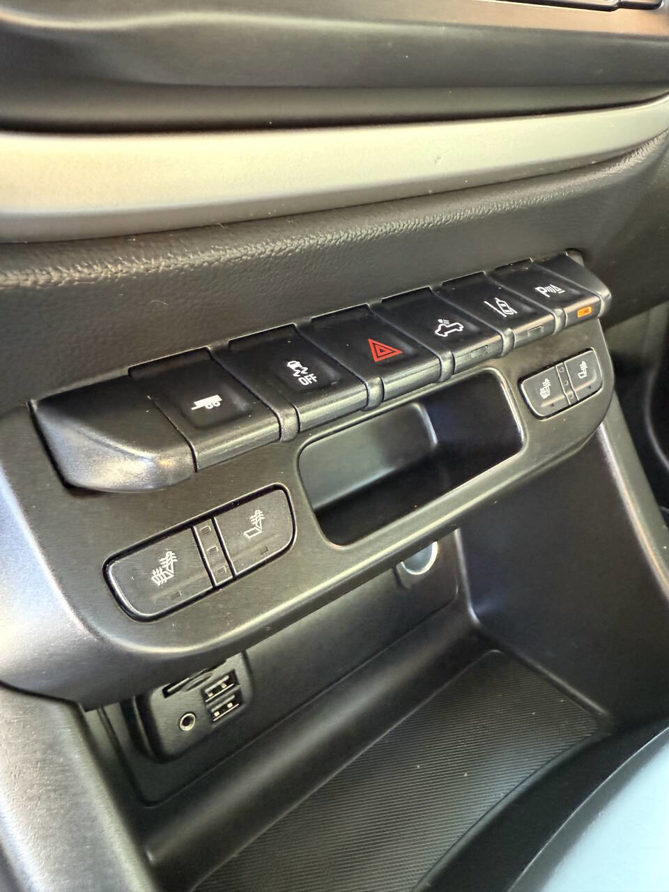 Used 2022 Chevrolet Colorado LT w/ Luxury Package AWD/4WD image 14