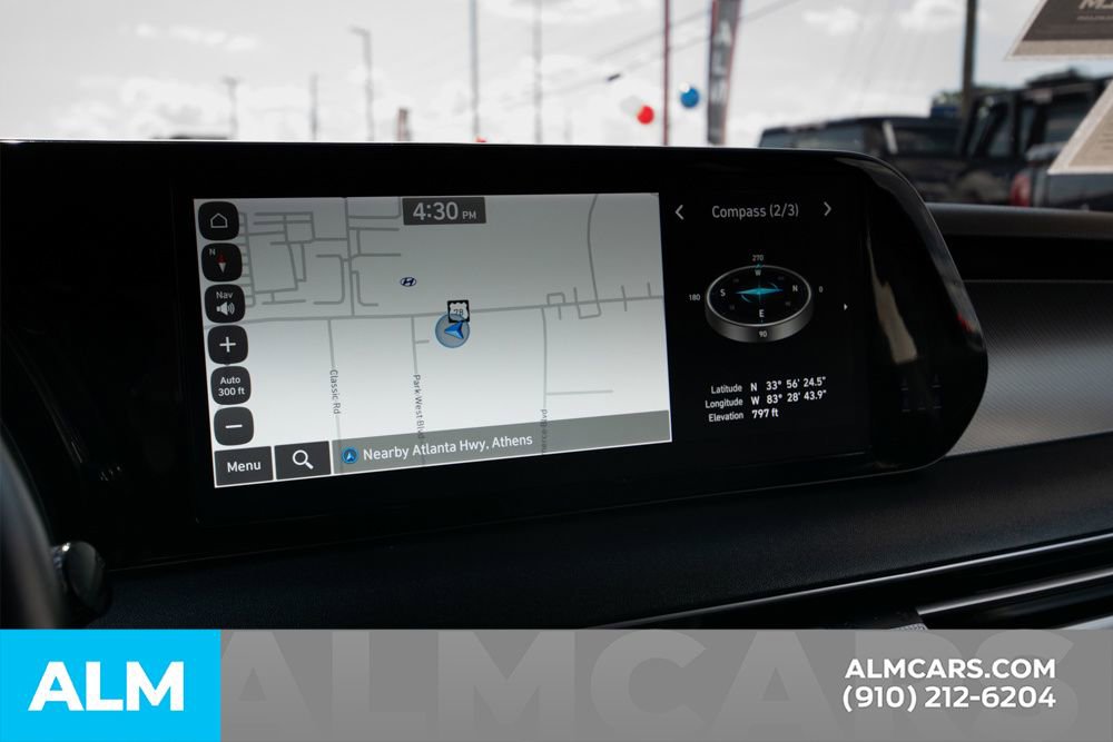 Used 2024 Hyundai Palisade SEL image 32