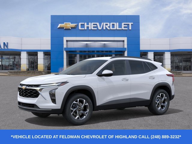 New 2026 Chevrolet Trax LT w/ Driver Confidence Package FWD image 2