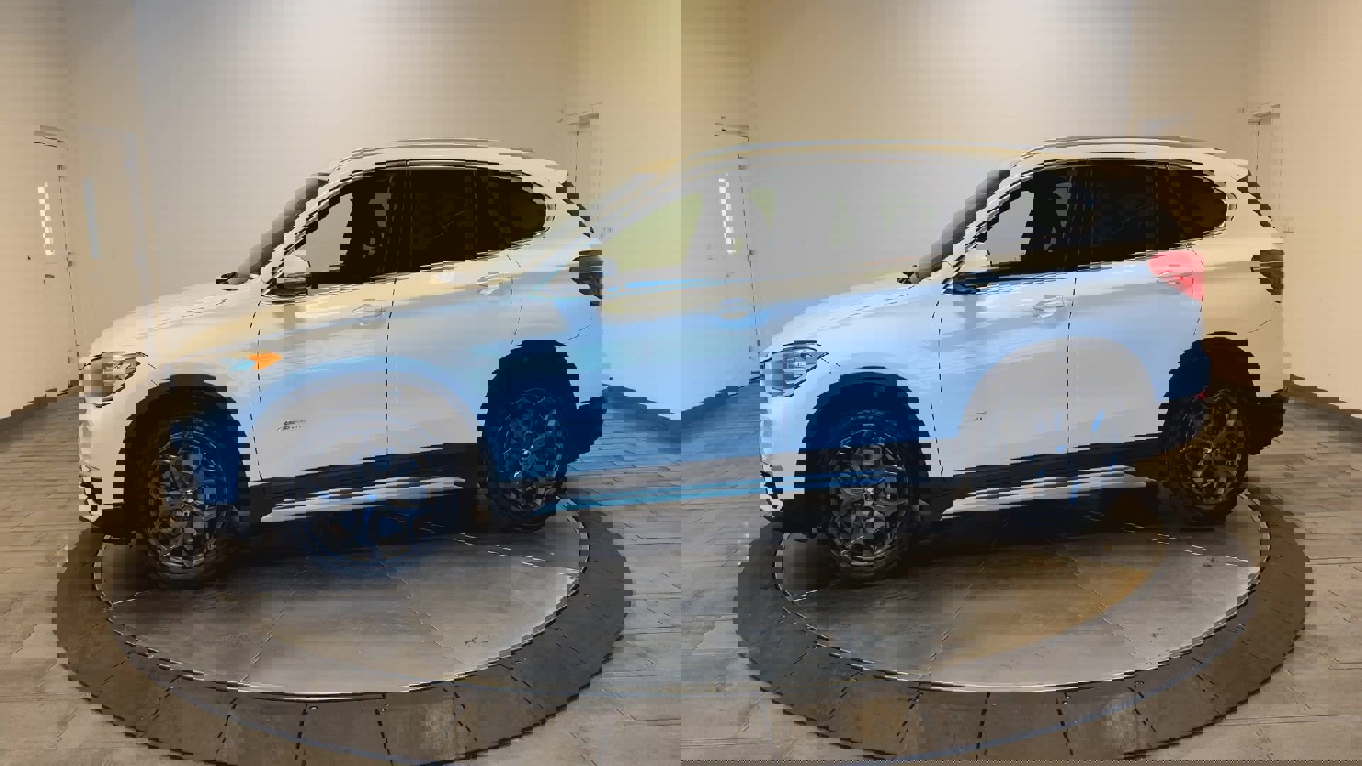 Used 2016 BMW X1 xDrive28i image 5