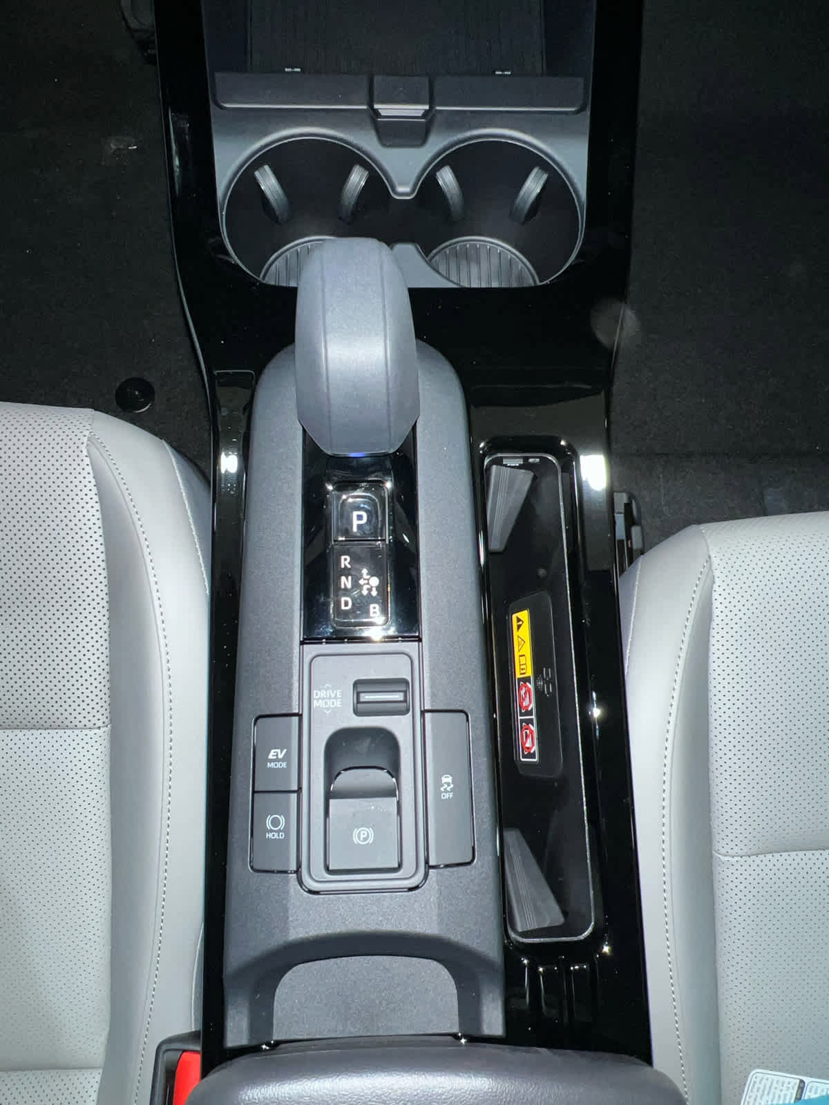 New 2026 Toyota Prius XLE image 24