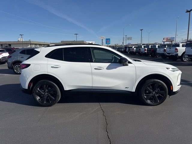 Used 2025 Buick Envision Sport Touring video 2