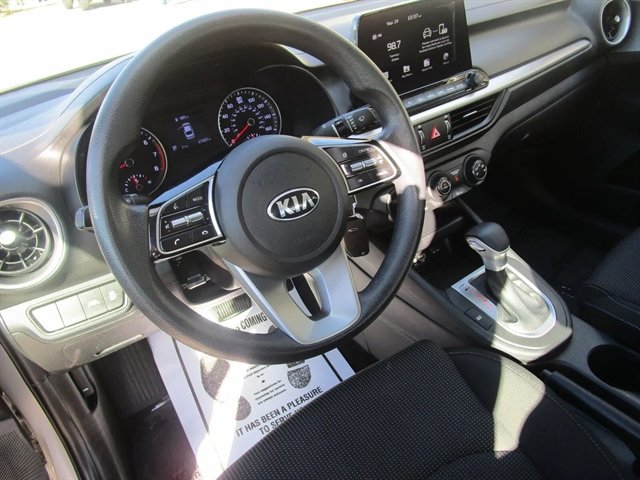 Used 2020 Kia Forte LXS image 19