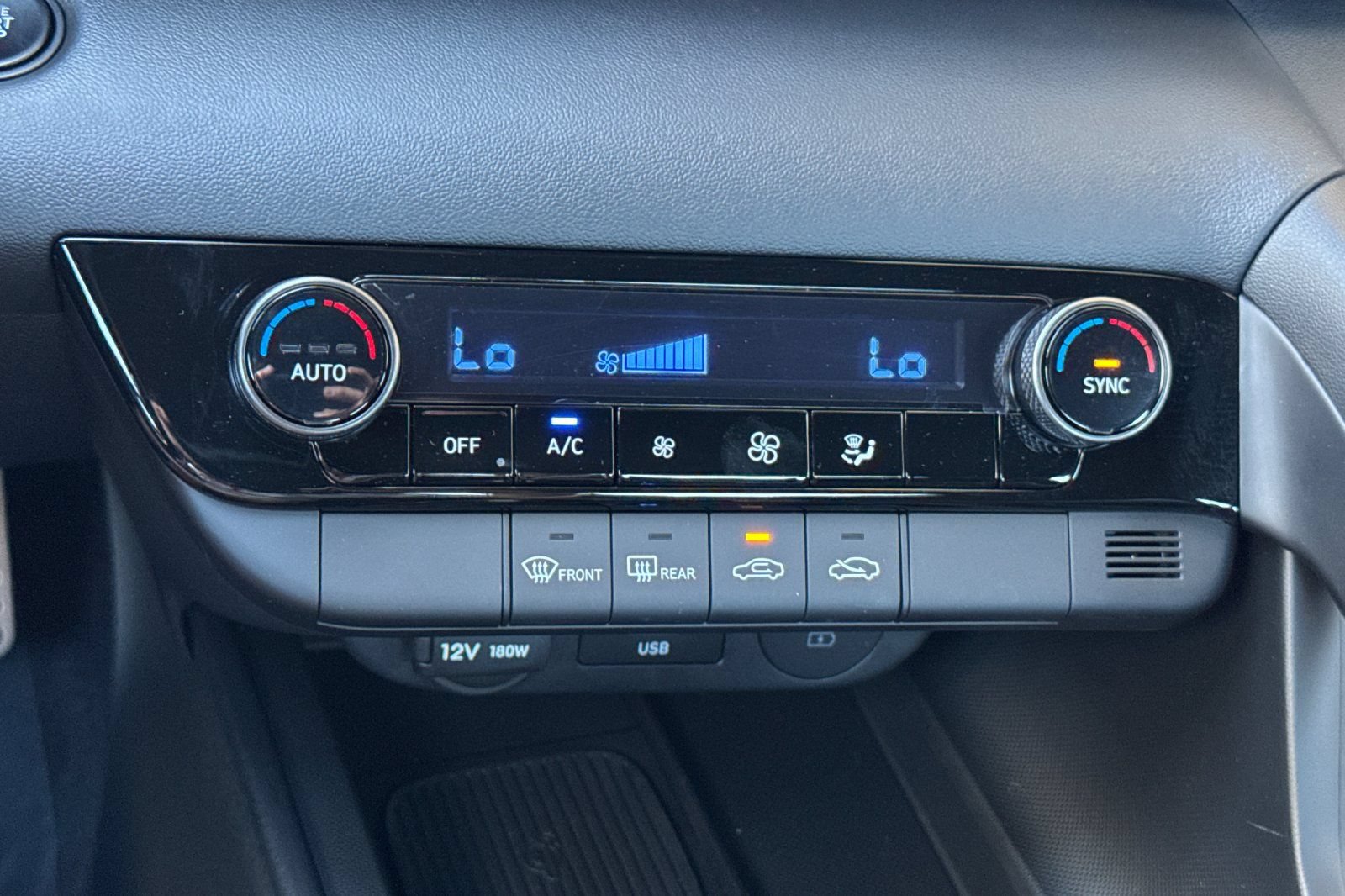 Certified 2026 Hyundai Elantra Sport FWD image 22