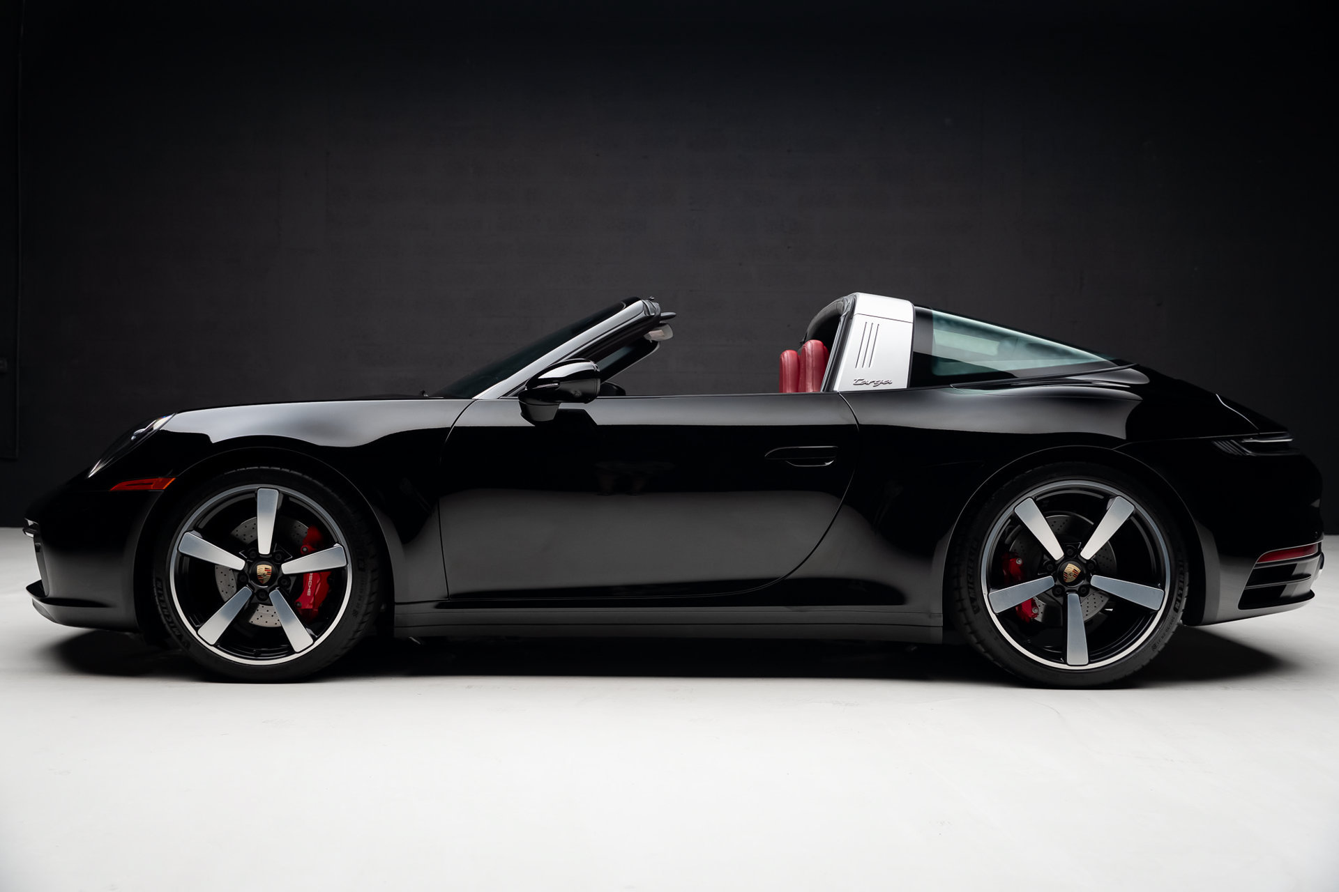 Used 2021 Porsche 911 Targa 4S AWD/4WD image 19